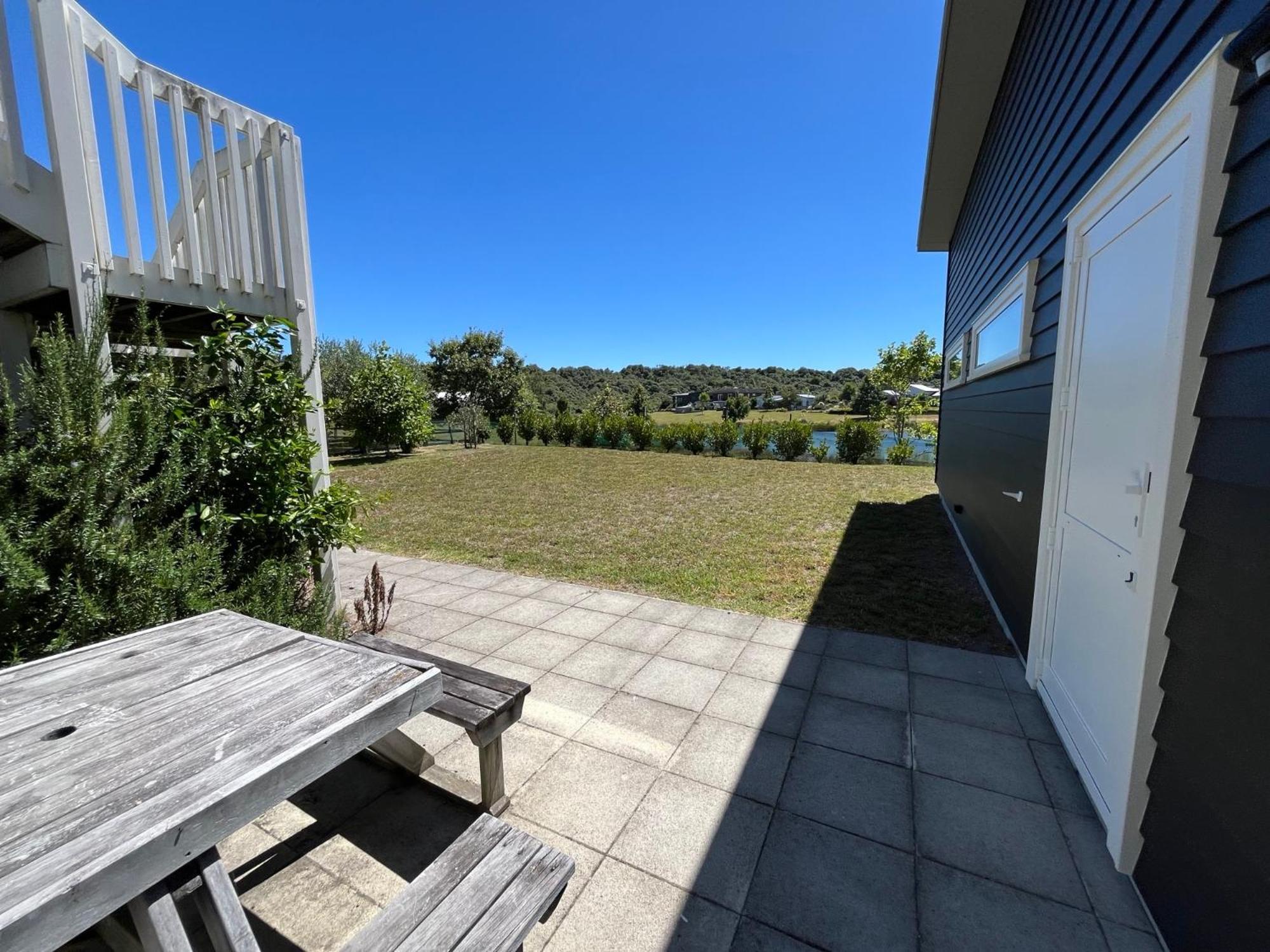 Large And Luxurious At The Lake Kinloch Exterior photo